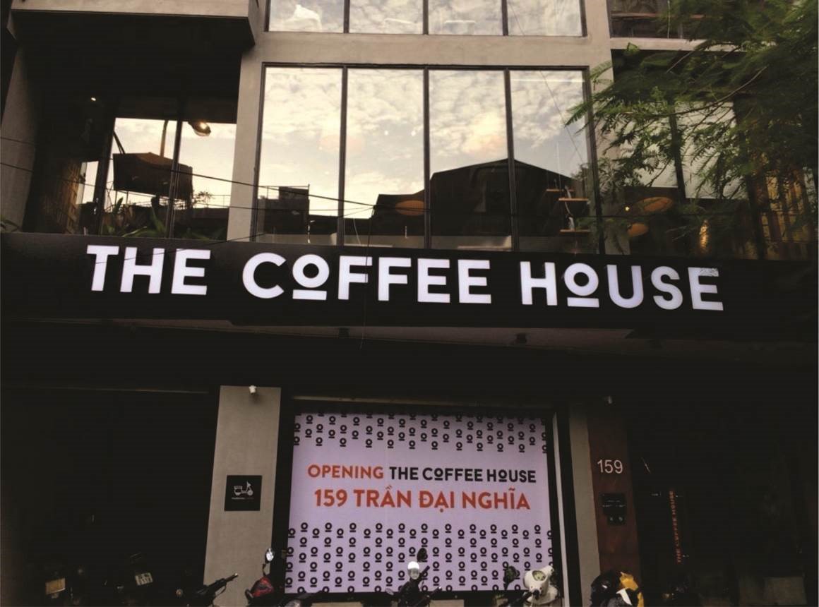 Biển cửa hàng The Coffee House 8 The Coffee House tran dai nghia