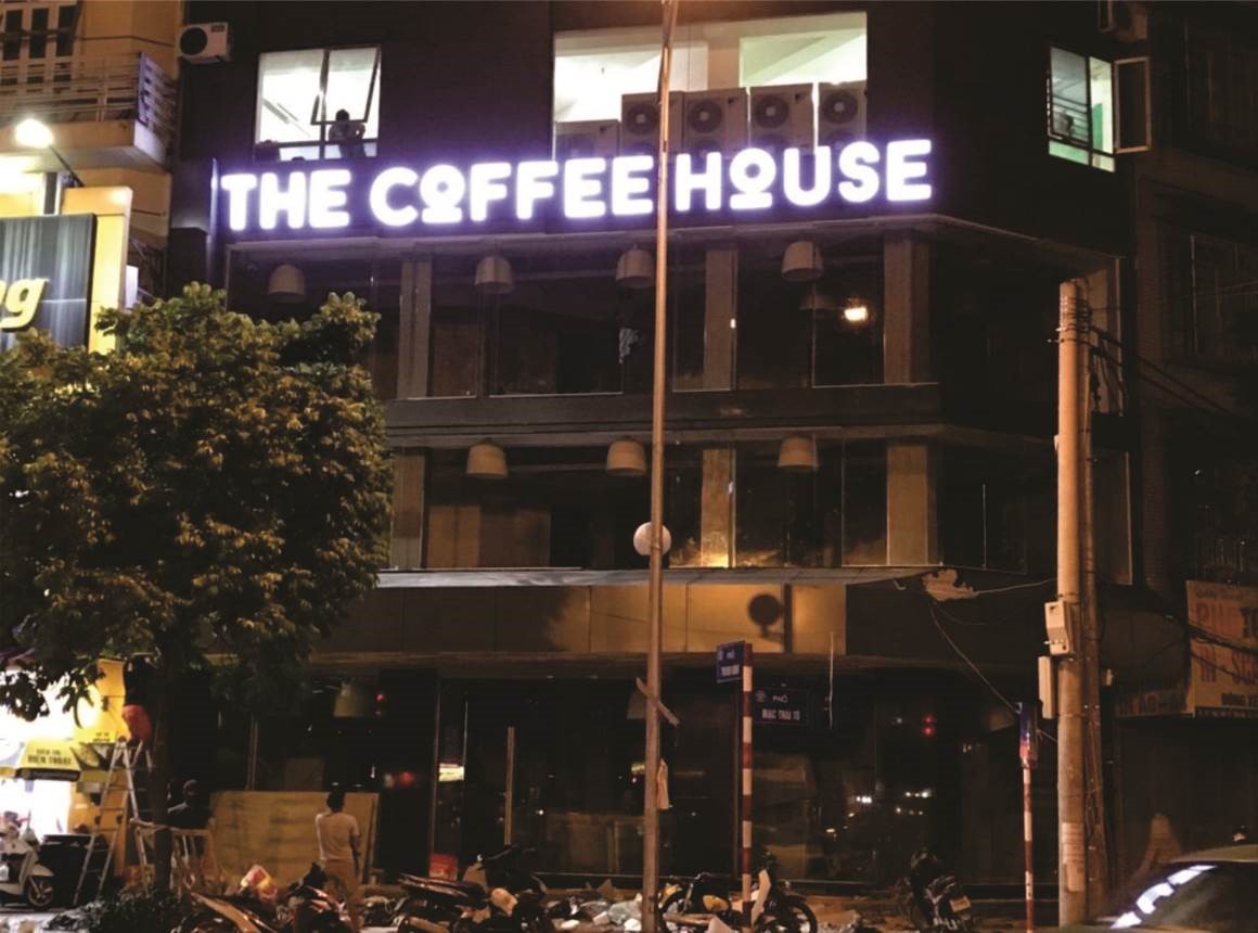 Biển cửa hàng The Coffee House 12 The Coffee House1