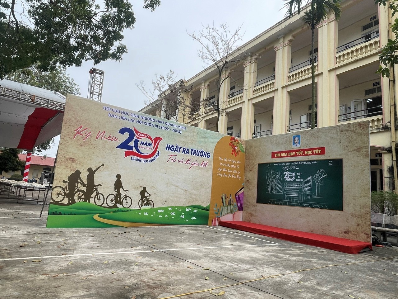 Minh Giang – Thiết Kế Không Gian Hội Khóa Đẹp, Đầy Cảm Xúc và Chuyên Nghiệp 5 hoi khoa 4