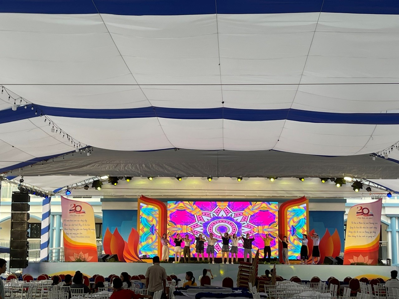 Minh Giang – Thiết Kế Không Gian Hội Khóa Đẹp, Đầy Cảm Xúc và Chuyên Nghiệp 10 hoi khoa 9