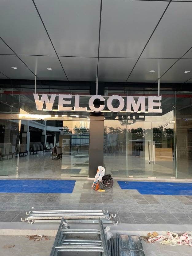 Thi công bảng hiệu showroom SCG Home 10 scg1